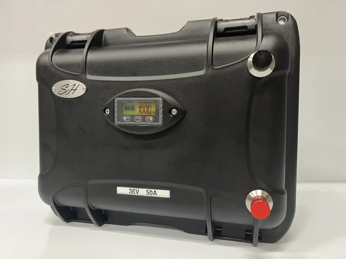 Batterie et Chargeur Li-ion 42V